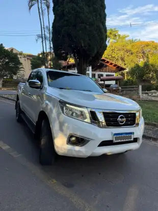 NISSAN-FRONTIER-2019
