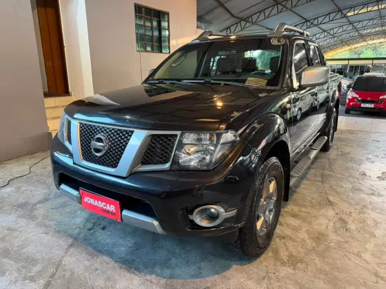 NISSAN FRONTIER 2.5 SV ATTACK 10 ANOS 4X4 CD TURBO ELETRONIC DIESEL 4P MANUAL NISSAN FRONTIER 2.5 SV ATTACK 10 ANOS 4X4 CD TURBO ELETRONIC DIESEL 4P MANUAL
