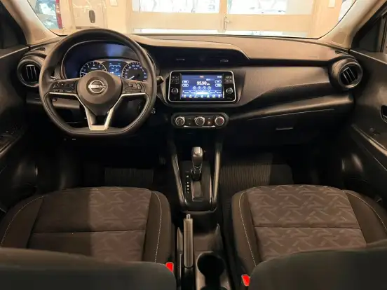 NISSAN-KICKS-2023