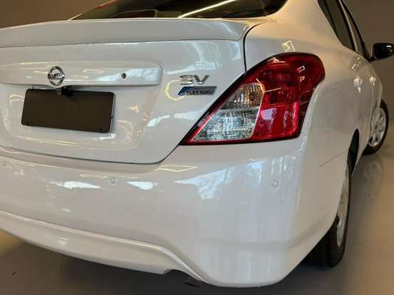 NISSAN-VERSA-1.6 16V FLEX SV 4P MANUAL NISSAN-VERSA-2015
