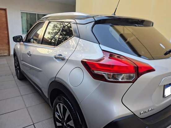 NISSAN-KICKS-2020