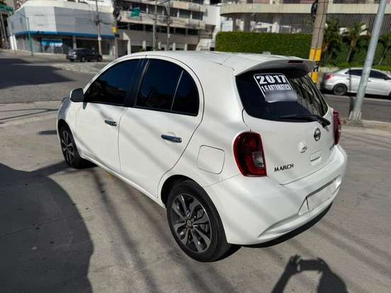 NISSAN-MARCH-2016
