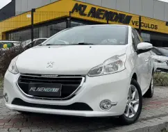 PEUGEOT 208 1.6 ALLURE 16V FLEX 4P AUTOMÁTICO PEUGEOT 208 1.6 ALLURE 16V FLEX 4P AUTOMÁTICO
