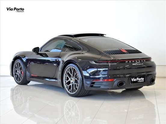 PORSCHE-911-2022