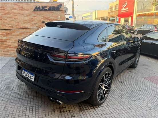 PORSCHE-CAYENNE-2020