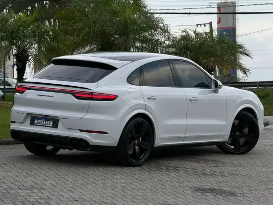 PORSCHE-CAYENNE-4.0 V8 GASOLINA TURBO COUPÉ AWD TIPTRONIC S PORSCHE-CAYENNE-2022