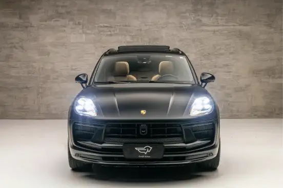 PORSCHE-MACAN-2023