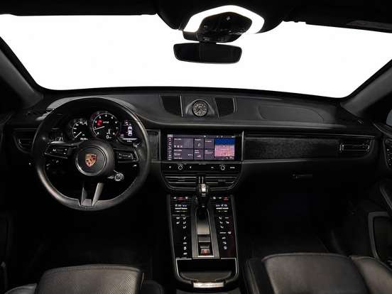 PORSCHE-MACAN-2023