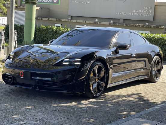 PORSCHE-TAYCAN-4S ELÉTRICO PORSCHE-TAYCAN-2020
