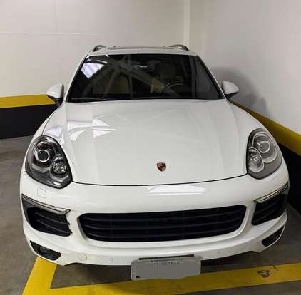 PORSCHE-CAYENNE-2017