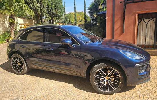 PORSCHE-MACAN-2022