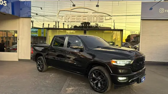 RAM 1500 5.7 V8 GASOLINA LIMITED NIGHT EDITION CD 4X4 AUTOMÁTICO RAM 1500 5.7 V8 GASOLINA LIMITED NIGHT EDITION CD 4X4 AUTOMÁTICO
