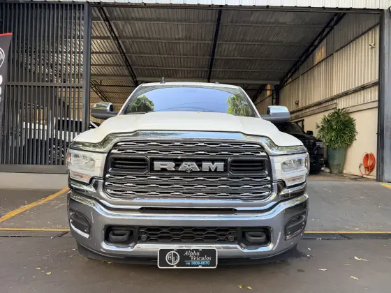 RAM 2500 6.7 I6 TURBO DIESEL LARAMIE CD 4X4 AUTOMÁTICO RAM 2500 6.7 I6 TURBO DIESEL LARAMIE CD 4X4 AUTOMÁTICO
