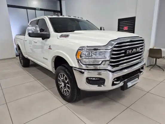 RAM-3500-6.7 I6 TURBO DIESEL LIMITED LONGHORN CD 4X4 AUTOMÁTICO RAM-3500-2023