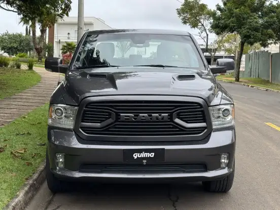 RAM-CLASSIC-5.7 V8 GASOLINA LARAMIE NIGHT EDITION CD 4X4 AUTOMÁTICO RAM-CLASSIC-2022