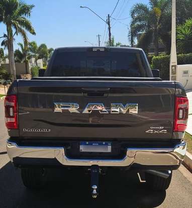 RAM-2500-6.7 I6 TURBO DIESEL LARAMIE CD 4X4 AUTOMÁTICO RAM-2500-2024