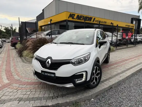 RENAULT-CAPTUR-2021