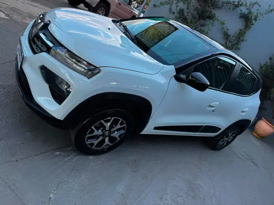 RENAULT KWID 1.0 12V SCE FLEX INTENSE MANUAL RENAULT KWID 1.0 12V SCE FLEX INTENSE MANUAL