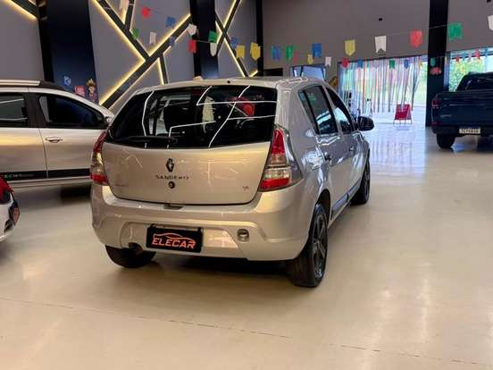 RENAULT-SANDERO-1.6 EXPRESSION 8V FLEX 4P MANUAL RENAULT-SANDERO-2011