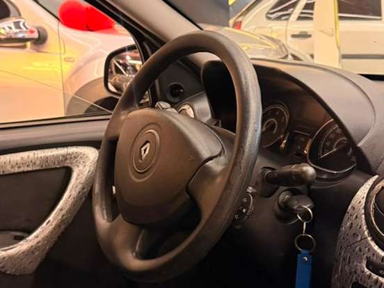 RENAULT-SANDERO-1.6 EXPRESSION 8V FLEX 4P MANUAL RENAULT-SANDERO-2011