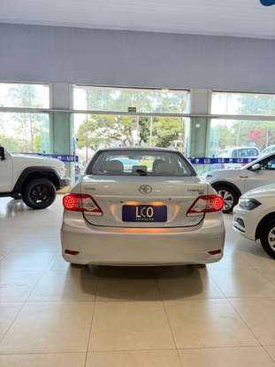 TOYOTA-COROLLA-2014