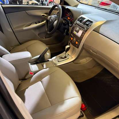TOYOTA-COROLLA-2013