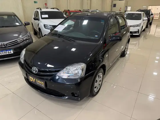 TOYOTA ETIOS 1.3 XS 16V FLEX 4P MANUAL TOYOTA ETIOS 1.3 XS 16V FLEX 4P MANUAL