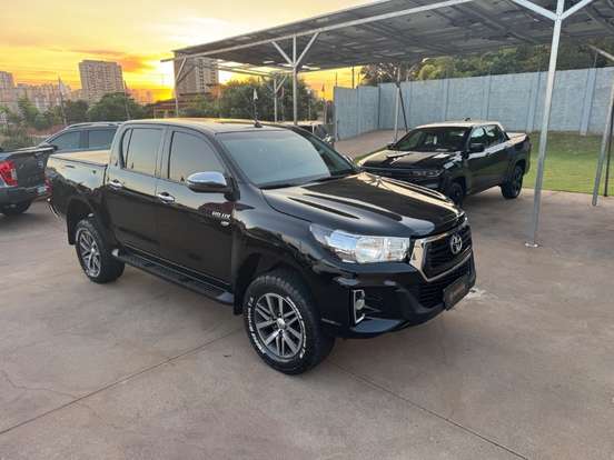 TOYOTA-HILUX-2.7 SRV 4X2 CD 16V FLEX 4P AUTOMÁTICO TOYOTA-HILUX-2018