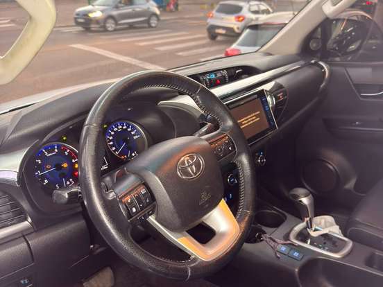 TOYOTA-HILUX-2.8 SRV 4X4 CD 16V DIESEL 4P AUTOMÁTICO TOYOTA-HILUX-2018