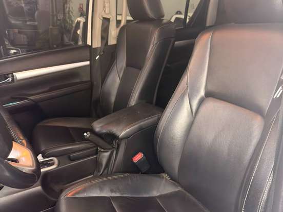 TOYOTA-HILUX-2.8 SRV 4X4 CD 16V DIESEL 4P AUTOMÁTICO TOYOTA-HILUX-2018