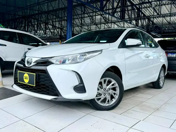 TOYOTA YARIS 1.5 16V FLEX SEDAN XS MULTIDRIVE TOYOTA YARIS 1.5 16V FLEX SEDAN XS MULTIDRIVE