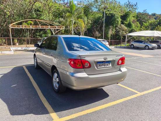 TOYOTA-COROLLA-2003