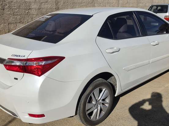 TOYOTA-COROLLA-1.8 GLI UPPER 16V FLEX 4P AUTOMÁTICO TOYOTA-COROLLA-2016