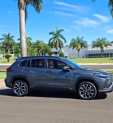 TOYOTA COROLLA CROSS 1.8 VVT-I HYBRID FLEX XRX CVT