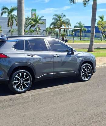 TOYOTA-COROLLA CROSS-2024