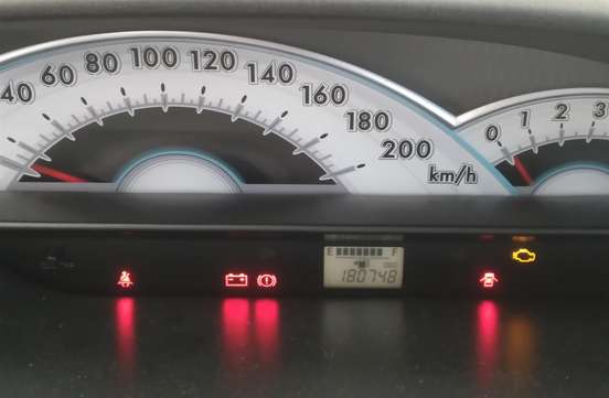 TOYOTA-ETIOS-2013