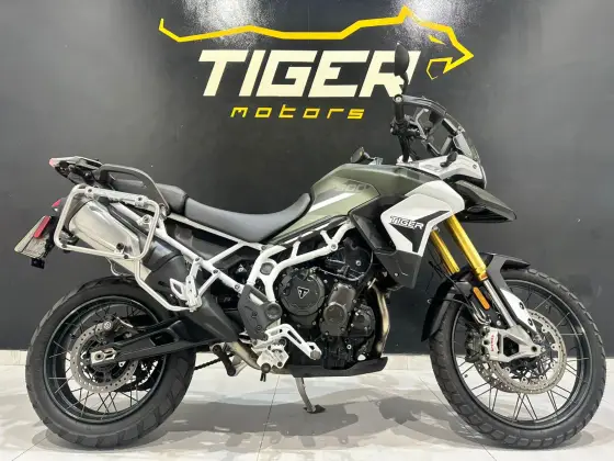 TRIUMPH TIGER 900 RALLY TRIUMPH TIGER 900 RALLY