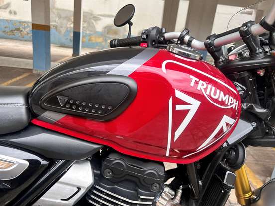 TRIUMPH-SPEED 400-2024