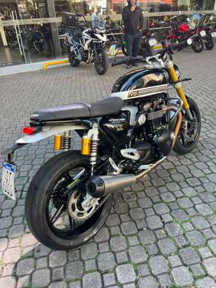 TRIUMPH-SPEED TWIN-2025