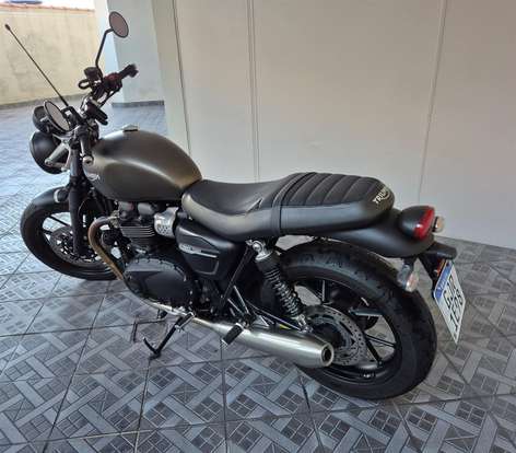 TRIUMPH-STREET TWIN-2020