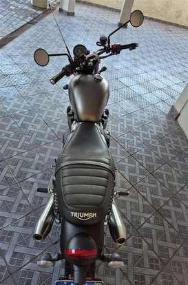 TRIUMPH-STREET TWIN-2020