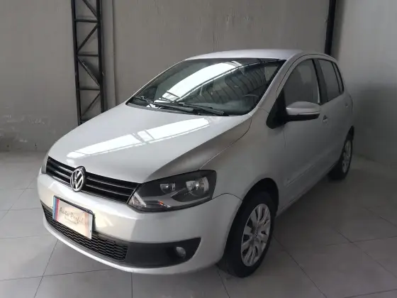 VOLKSWAGEN FOX 1.0 MI TREND 8V FLEX 4P MANUAL VOLKSWAGEN FOX 1.0 MI TREND 8V FLEX 4P MANUAL