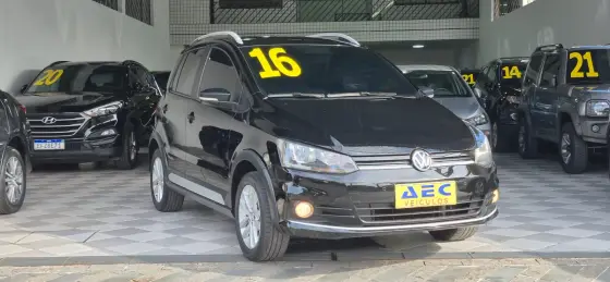 VOLKSWAGEN FOX 1.0 MPI TRACK 12V FLEX 4P MANUAL VOLKSWAGEN FOX 1.0 MPI TRACK 12V FLEX 4P MANUAL