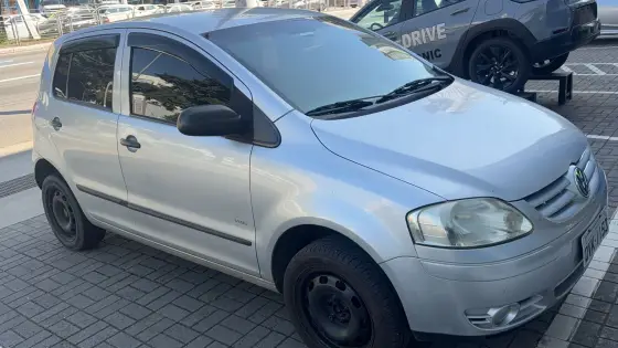 VOLKSWAGEN FOX 1.6 MI PLUS 8V FLEX 4P MANUAL VOLKSWAGEN FOX 1.6 MI PLUS 8V FLEX 4P MANUAL
