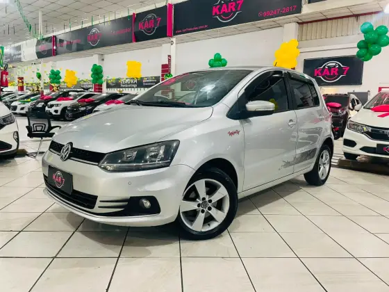 VOLKSWAGEN FOX 1.6 MI ROCK IN RIO 8V FLEX 4P MANUAL VOLKSWAGEN FOX 1.6 MI ROCK IN RIO 8V FLEX 4P MANUAL