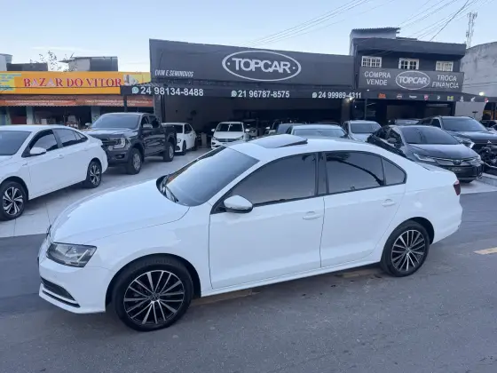 VOLKSWAGEN JETTA 1.4 16V TSI COMFORTLINE GASOLINA 4P TIPTRONIC VOLKSWAGEN JETTA 1.4 16V TSI COMFORTLINE GASOLINA 4P TIPTRONIC