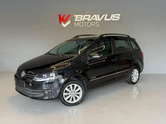 VOLKSWAGEN-SPACEFOX-2011