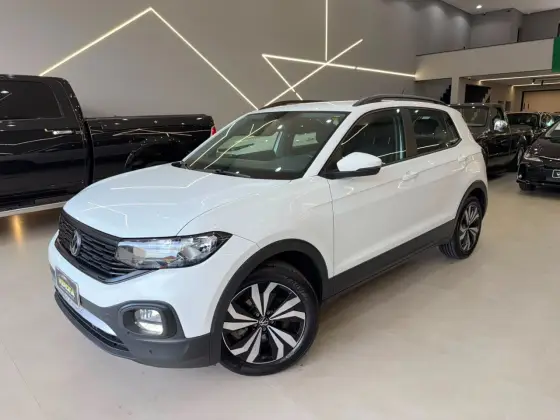 VOLKSWAGEN T-CROSS 1.0 200 TSI TOTAL FLEX AUTOMÁTICO VOLKSWAGEN T-CROSS 1.0 200 TSI TOTAL FLEX AUTOMÁTICO