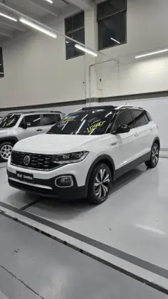 VOLKSWAGEN T-CROSS 1.4 250 TSI TOTAL FLEX HIGHLINE AUTOMÁTICO VOLKSWAGEN T-CROSS 1.4 250 TSI TOTAL FLEX HIGHLINE AUTOMÁTICO
