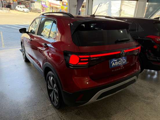 VOLKSWAGEN-T-CROSS-2024